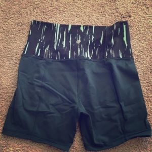 Lululemon bike shorts 4" inseam